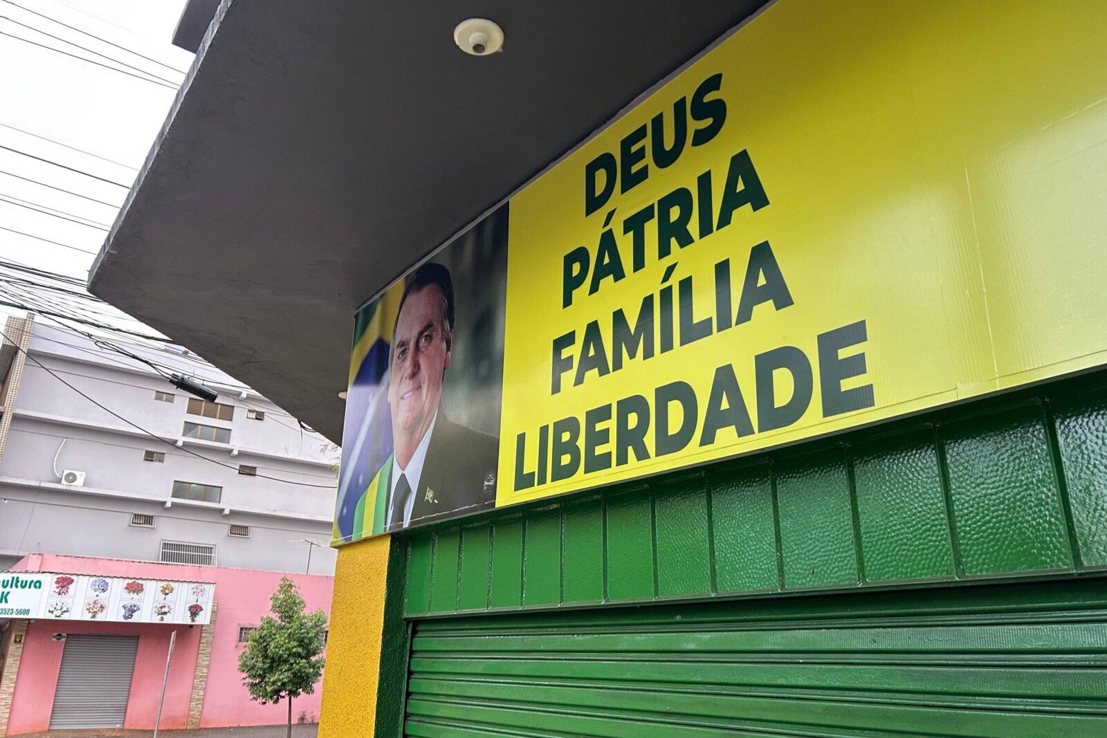 rota-de-fuga-de-flavio-abriga-foragido-do-8/1-e-foi-usada-por-bolsonaristas-que-deixaram-pais