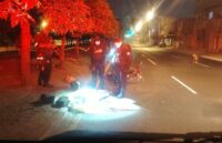 accidente-de-motocicleta-deja-un-hombre-fallecido-y-una-mujer-herida-en-la-calzada-atanasio-tzul